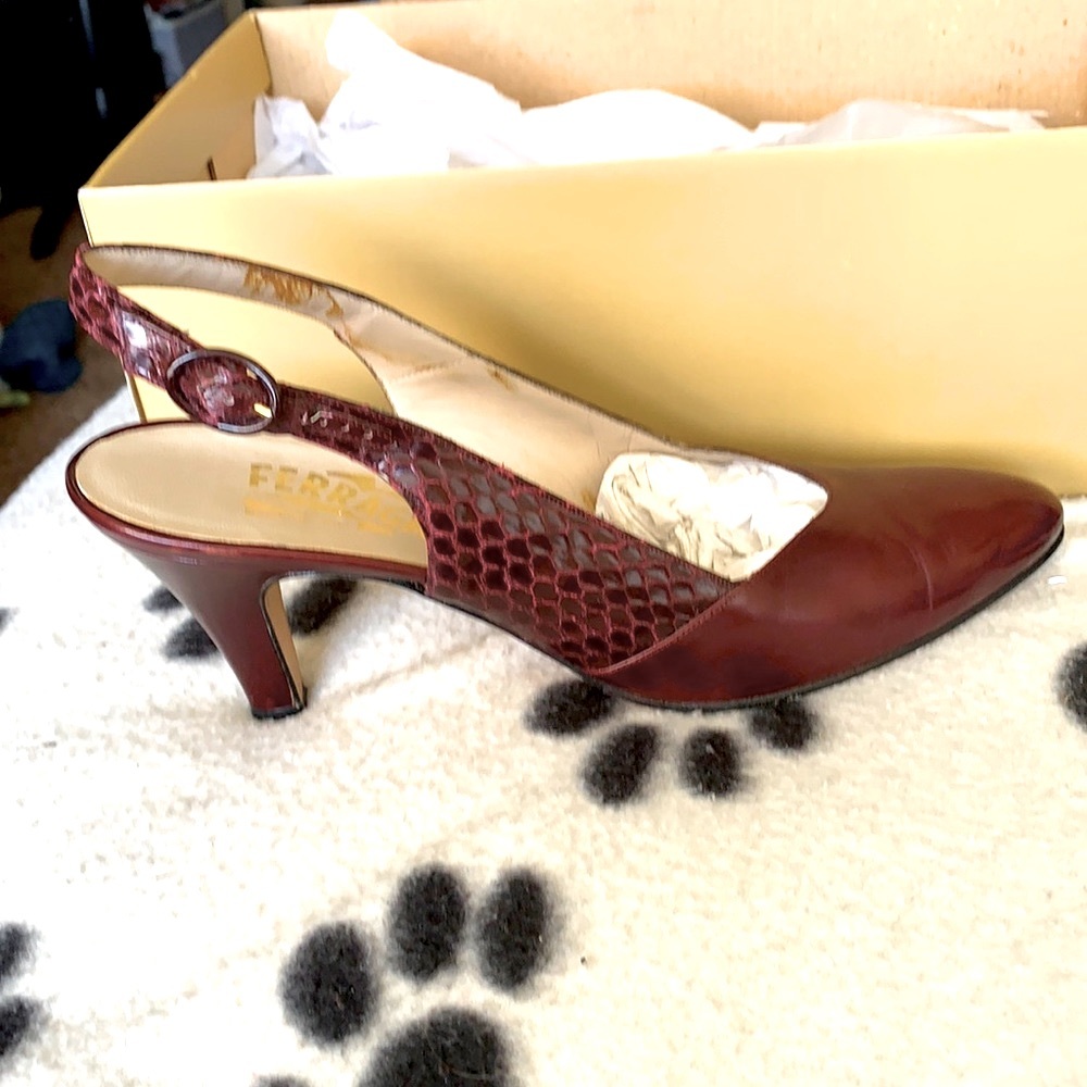 SALVATORE FERRAGAMO shoes